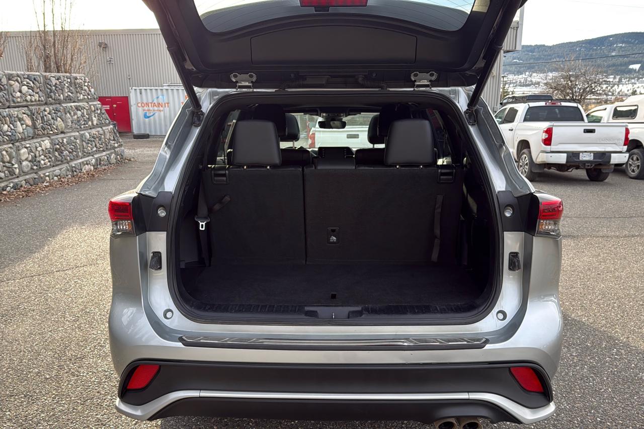 2021 Toyota Highlander XSE Photo