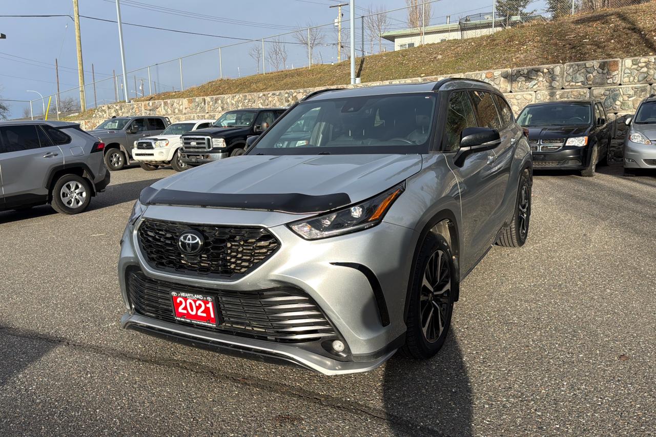 2021 Toyota Highlander XSE Photo