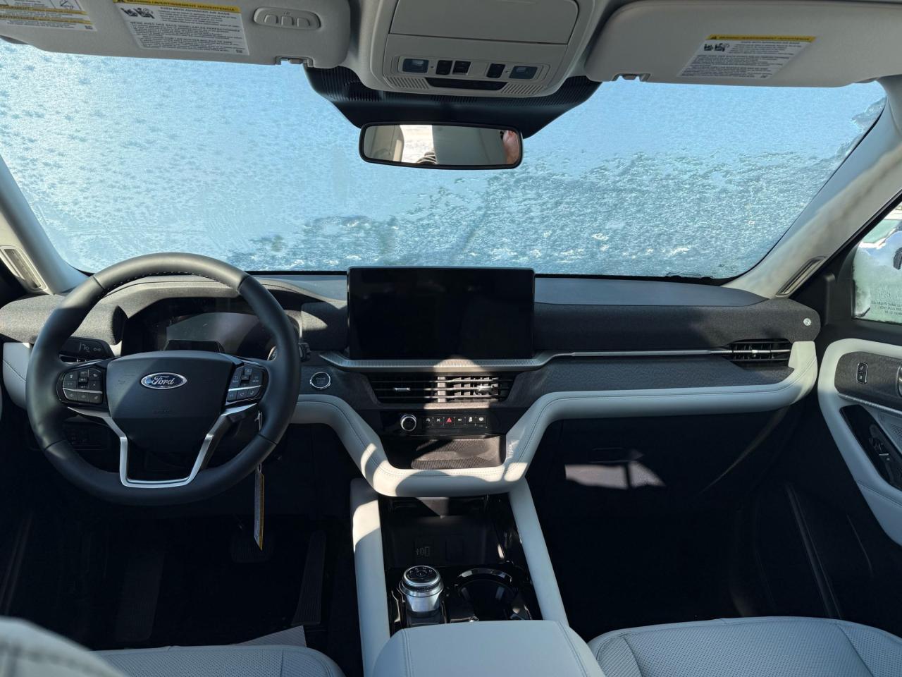 2026 Ford Explorer  Photo5