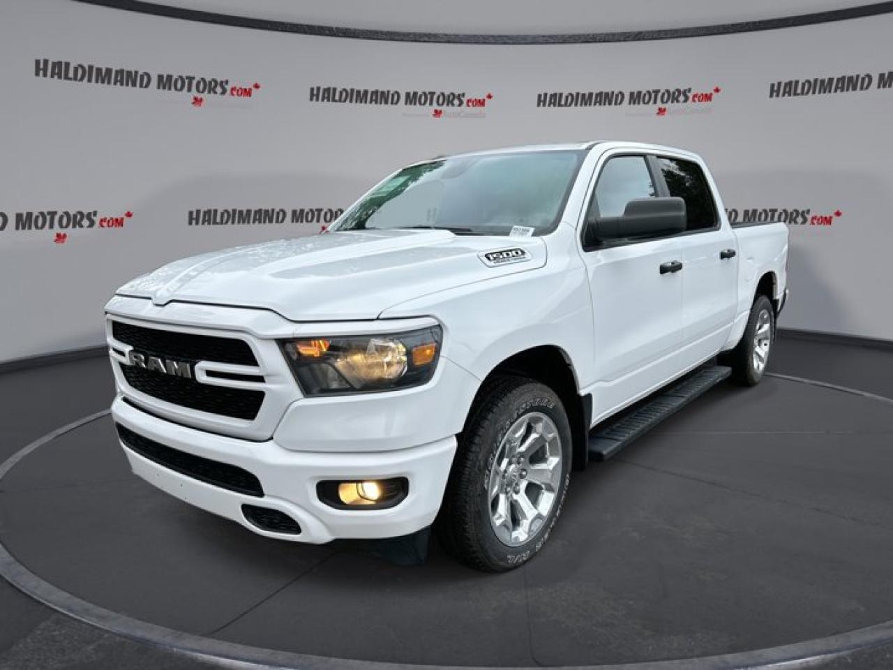 This Ram 1500 has a powerful Gas/Electric V8 5.7L engine powering this Automatic transmission. Dealer Certified Pre-Owned. Transmission: 8-Speed Automatic, Trailer Brake Controller. Tradesman Level 1 Equipment Group (A61), 3:92 Axle Ratio*This Ram 1500 Comes Equipped with These Options *Sport Appearance Package -includes: Tires: 275/55R20, Wheels: 20 x 9 Aluminum Chrome Clad (DISC), Black Grille w/Body-Colour Surround, Black Interior Accents, Fog Lamps, Body-Colour Front Bumper, Carpet Floor Covering, Body-Colour Rear Bumper w/Step Pads, Engine: 5.7L HEMI VVT V8 w/MDS & eTorque, Transmission: 8-Speed Automatic, GVWR: 3,220 KGS (7,100 LBS)*Stop By Today *A short visit to Haldimand Motors Ltd. located at 42 Talbot St E, Cayuga, ON N0A 1E0 can get you a reliable 1500 today!