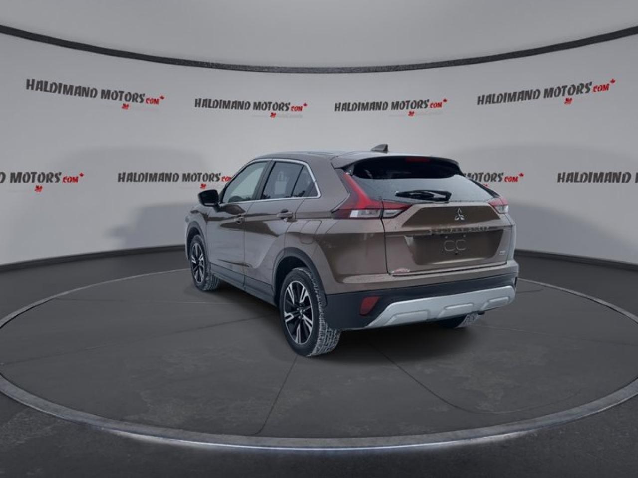 2024 Mitsubishi Eclipse Cross SEL Photo