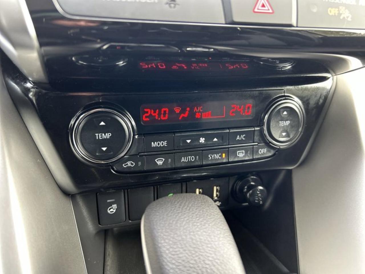 2024 Mitsubishi Eclipse Cross SEL Photo