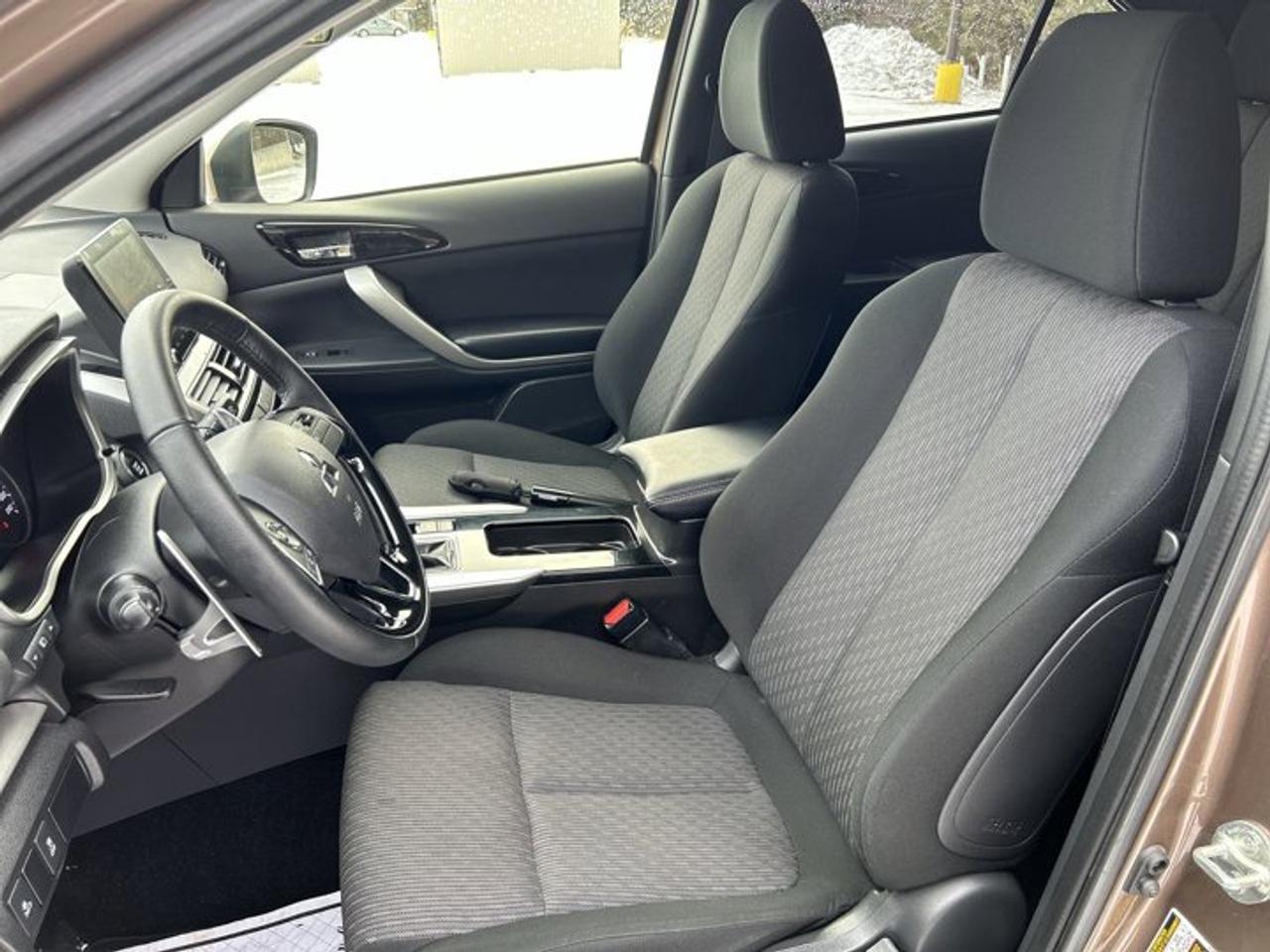 2024 Mitsubishi Eclipse Cross SE S-AWC | No accidents Photo