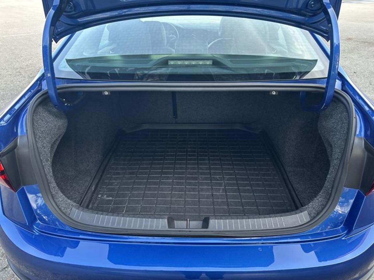 2023 Volkswagen Jetta Highline | AC Seats | Leather | Sunroof Photo