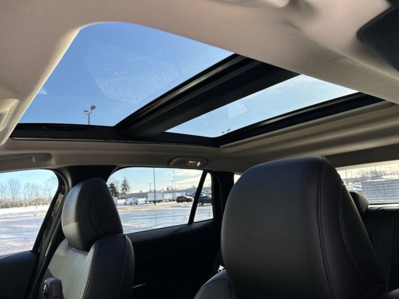 2024 Mazda CX-50 Premium AWD | Panoramic Roof | 360 Camera | Leather Seats Photo