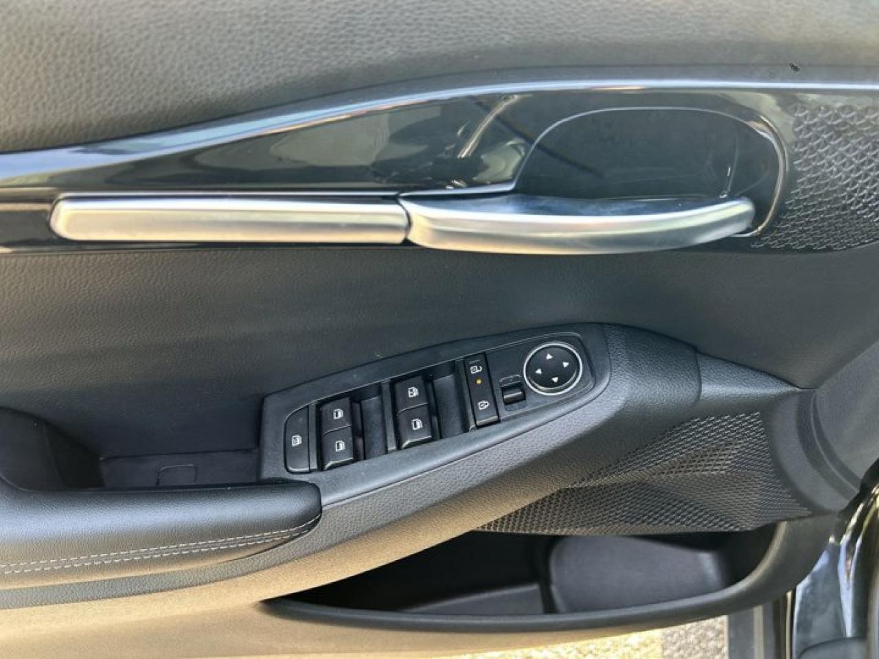 2024 Kia Seltos EX | Sunroof | Remote Start | Leather Seats | Heated Seats Photo