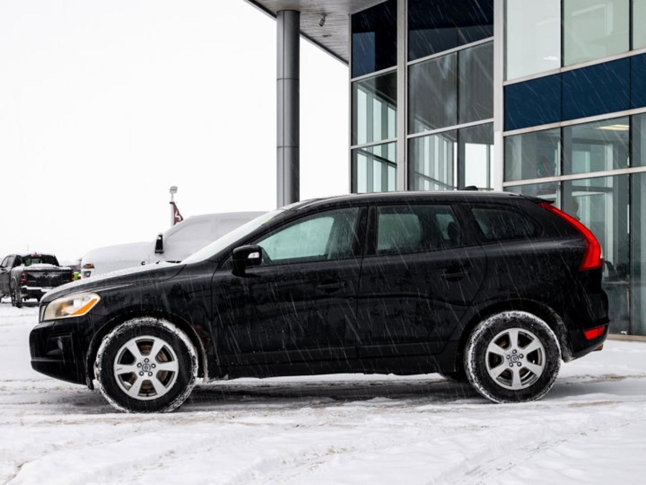 2010 Volvo XC60  Photo