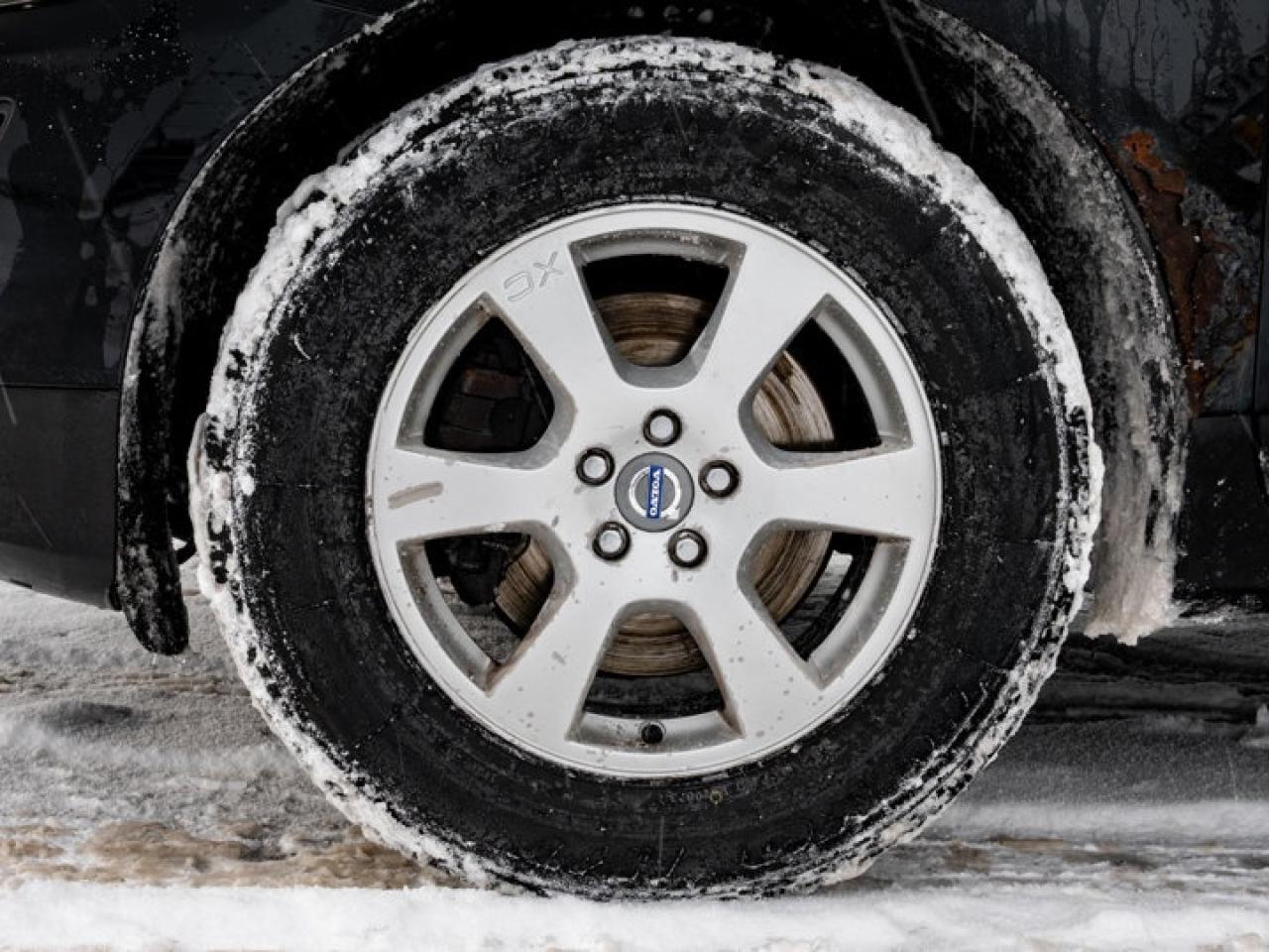 2010 Volvo XC60  Photo