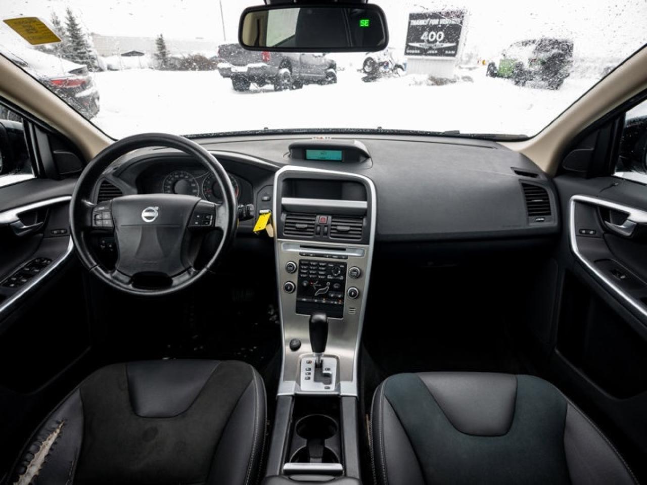 2010 Volvo XC60  Photo