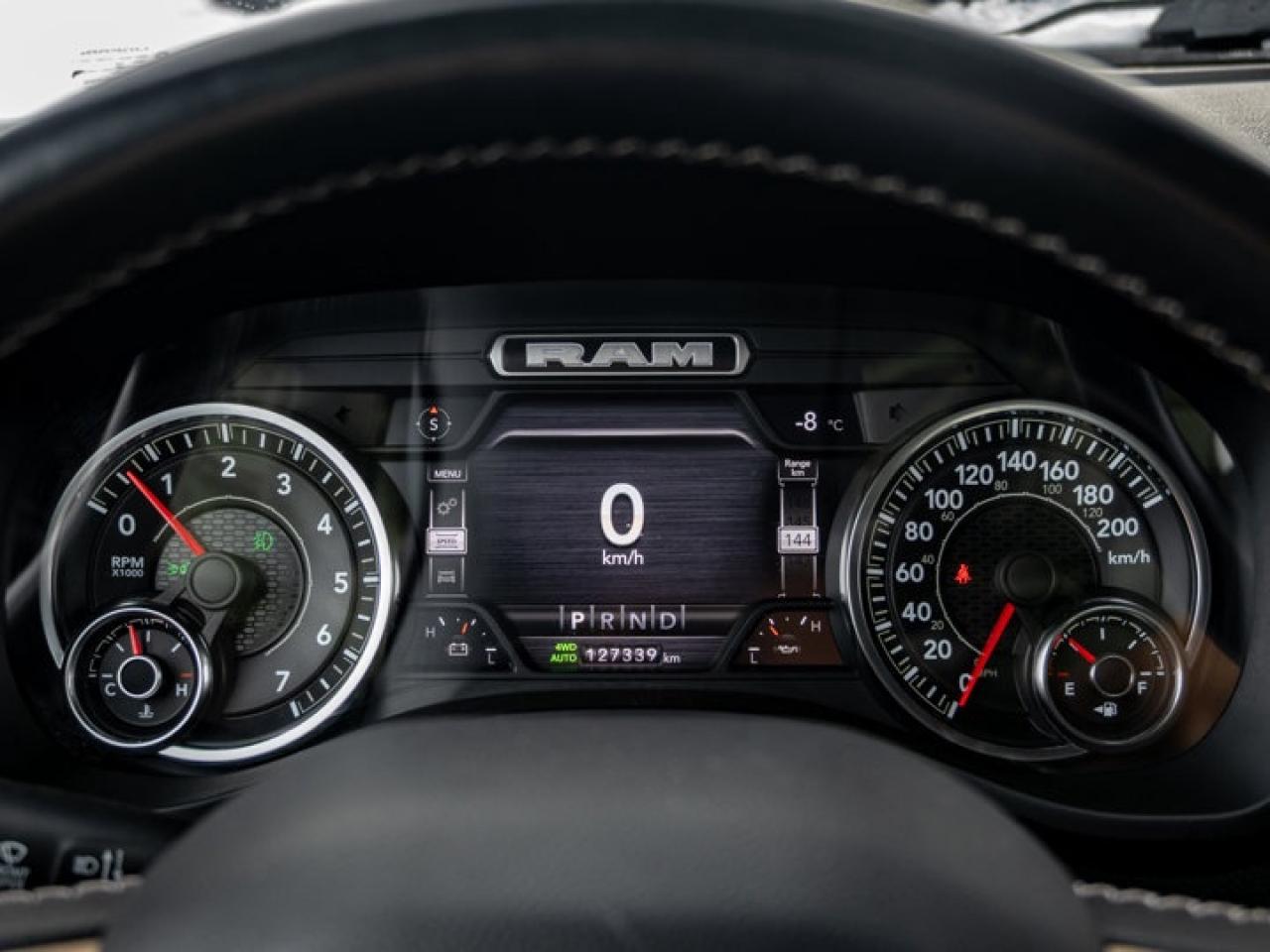 2022 RAM 1500 SPORT Photo3