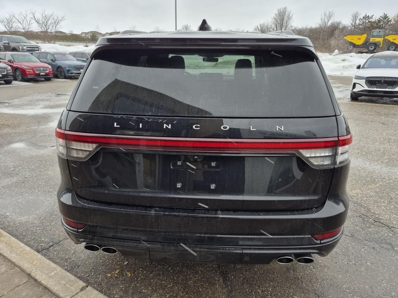 2026 Lincoln Aviator RESERVE AWD, JET BLACK APPEARANCE, PANORAMIC ROOF Photo2