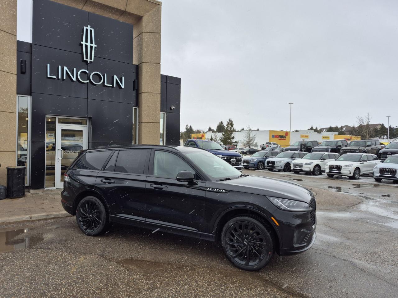 2026 Lincoln Aviator RESERVE AWD, JET BLACK APPEARANCE, PANORAMIC ROOF Photo0