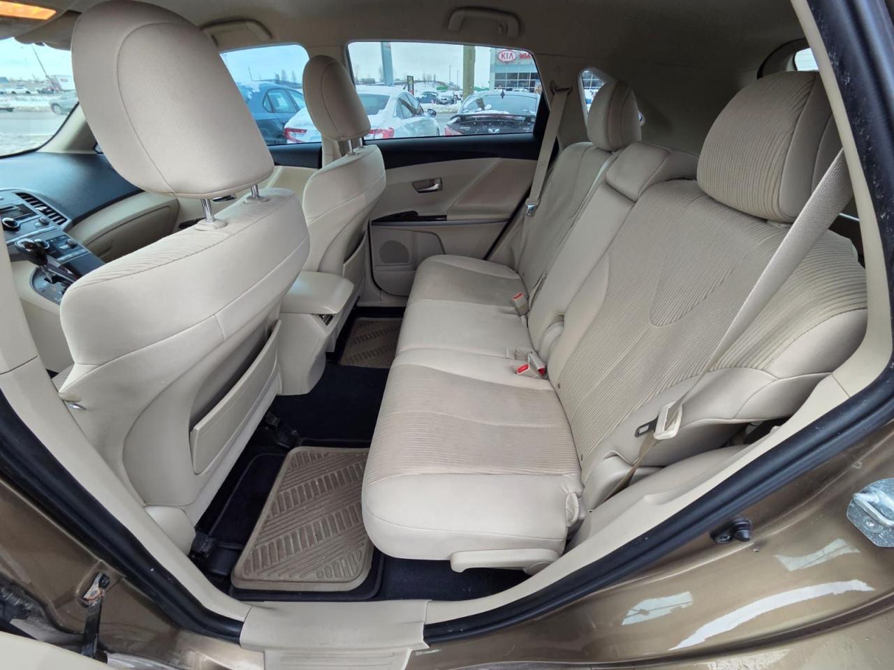 2009 Toyota Venza 4dr Wgn, NO ACCIDENTS, WELL MAINTAINED, 4 CYL - Photo #13