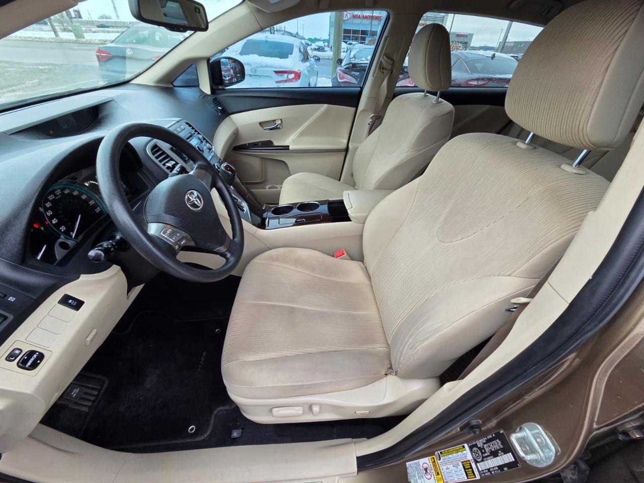 2009 Toyota Venza 4dr Wgn, NO ACCIDENTS, WELL MAINTAINED, 4 CYL - Photo #11