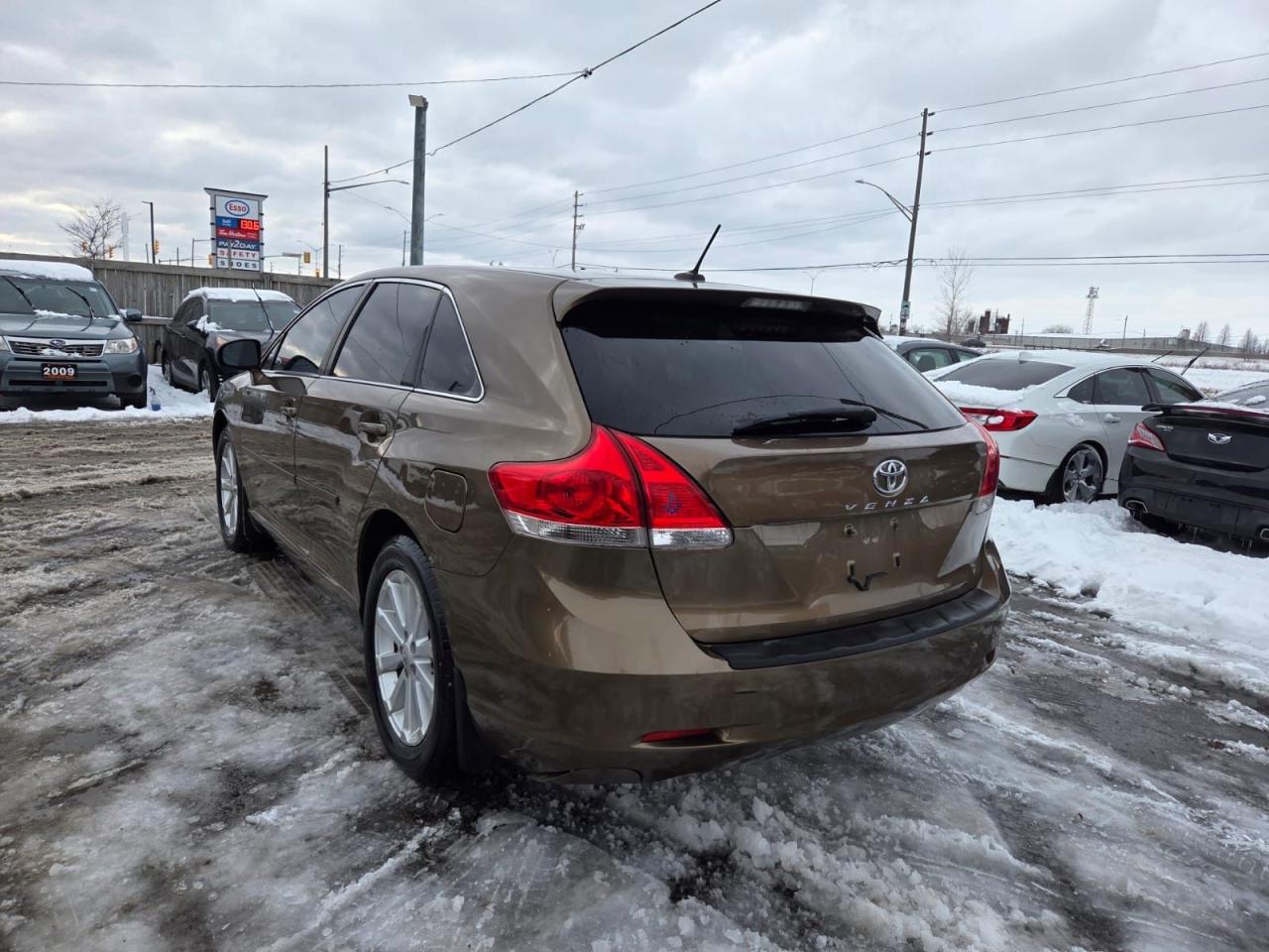 2009 Toyota Venza 4dr Wgn, NO ACCIDENTS, WELL MAINTAINED, 4 CYL - Photo #3