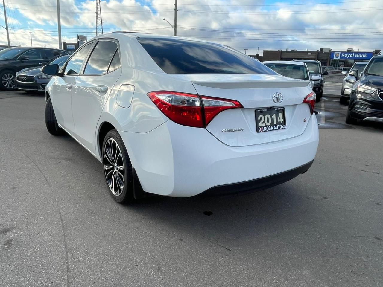 2014 Toyota Corolla S AUTO LEATHER SUNROOF CAMERA B-TOOTH  CERTIFIED Photo3