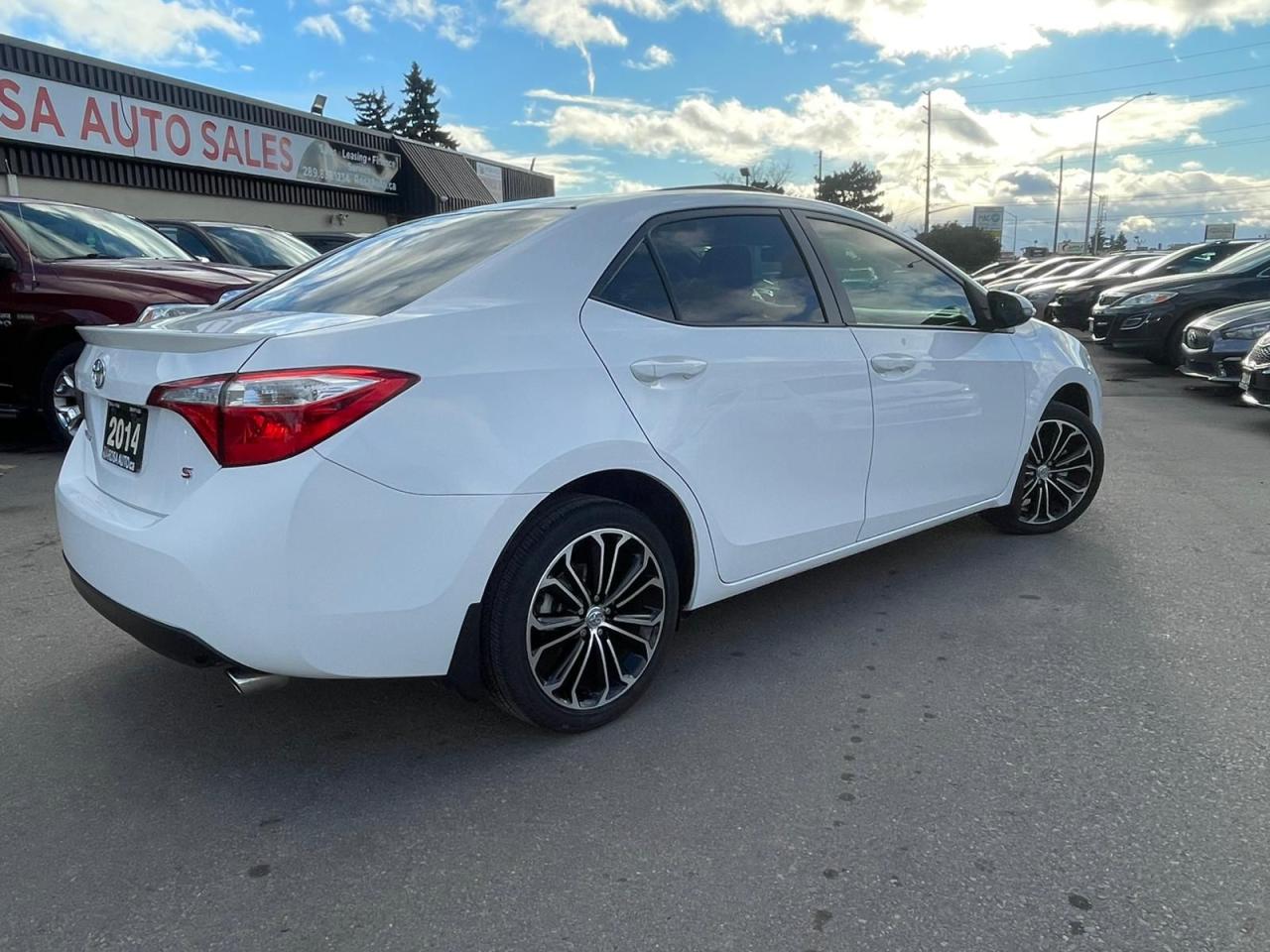 2014 Toyota Corolla S AUTO LEATHER SUNROOF CAMERA B-TOOTH  CERTIFIED - Photo #9