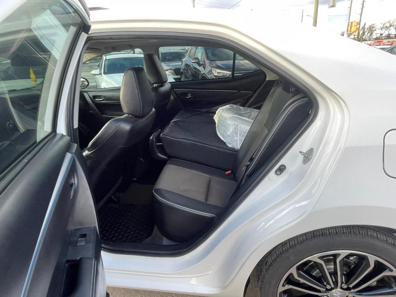 2014 Toyota Corolla S AUTO LEATHER SUNROOF CAMERA B-TOOTH  CERTIFIED - Photo #20