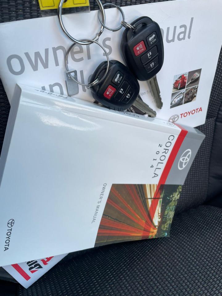 2014 Toyota Corolla S AUTO LEATHER SUNROOF CAMERA B-TOOTH  CERTIFIED - Photo #29