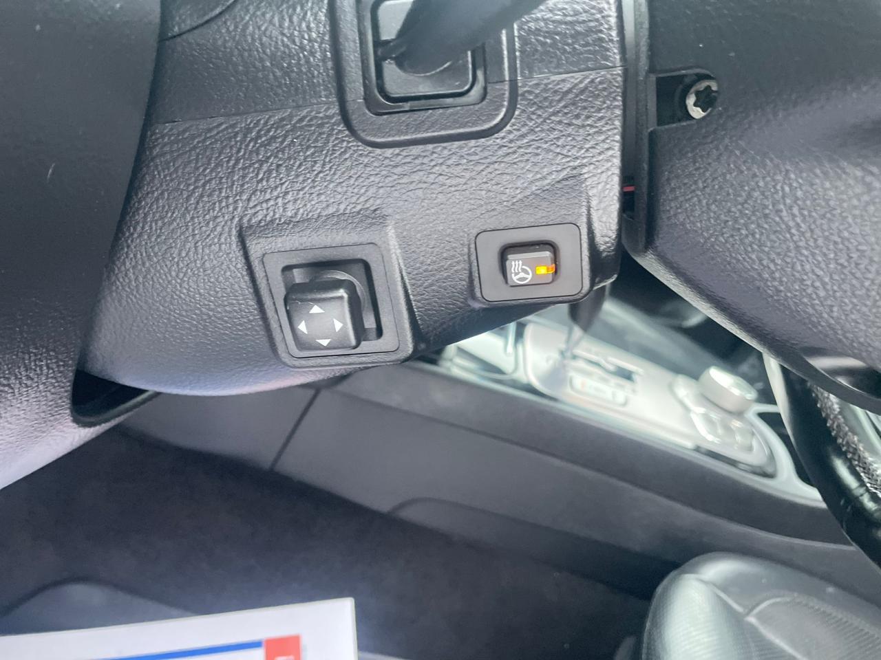 2012 Hyundai Genesis w/Technology Pkg NAVIGATION LEATHER SAFETY CERTIFY - Photo #14