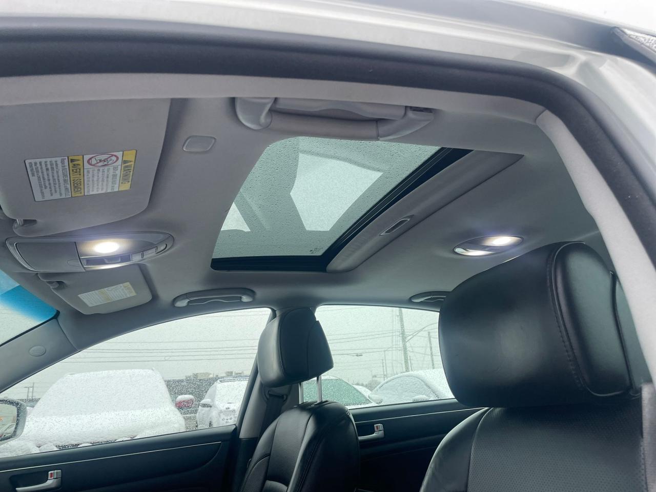 2012 Hyundai Genesis w/Technology Pkg NAVIGATION LEATHER SAFETY CERTIFY - Photo #4