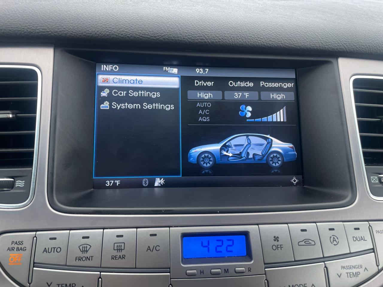 2012 Hyundai Genesis w/Technology Pkg NAVIGATION LEATHER SAFETY CERTIFY - Photo #21