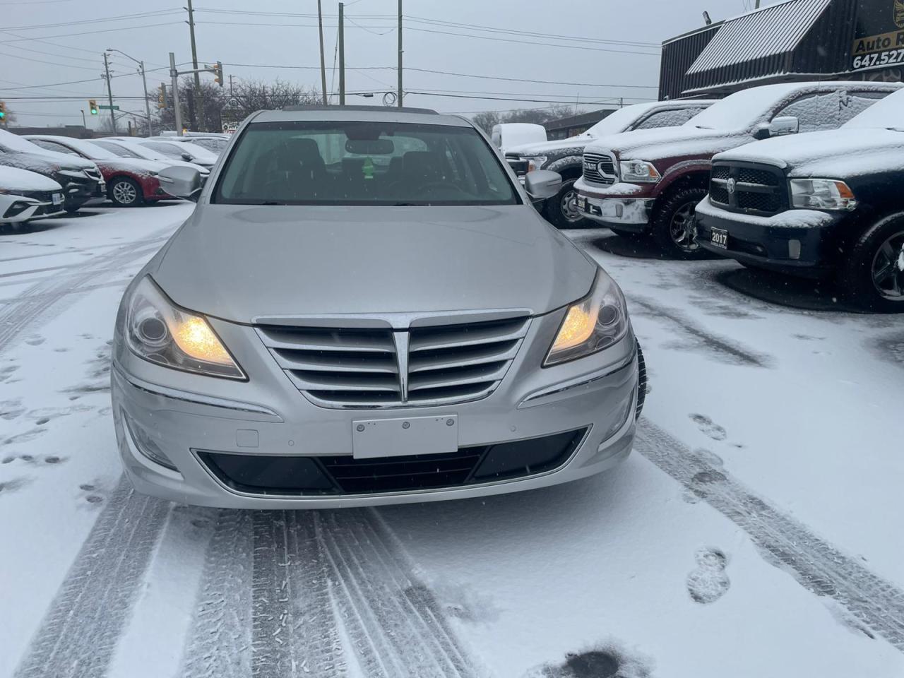 2012 Hyundai Genesis w/Technology Pkg NAVIGATION LEATHER SAFETY CERTIFY - Photo #5