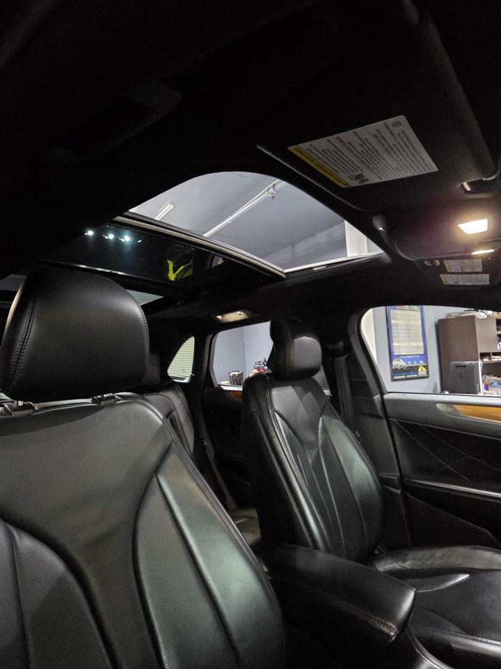 2016 Lincoln MKC Premium - Photo #9