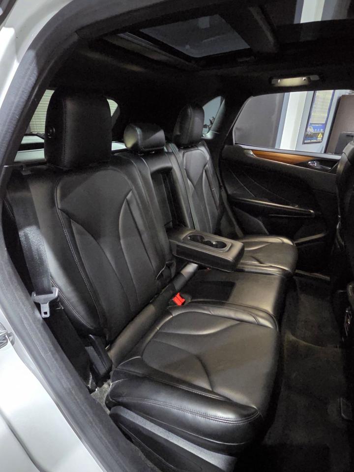 2016 Lincoln MKC Premium - Photo #8