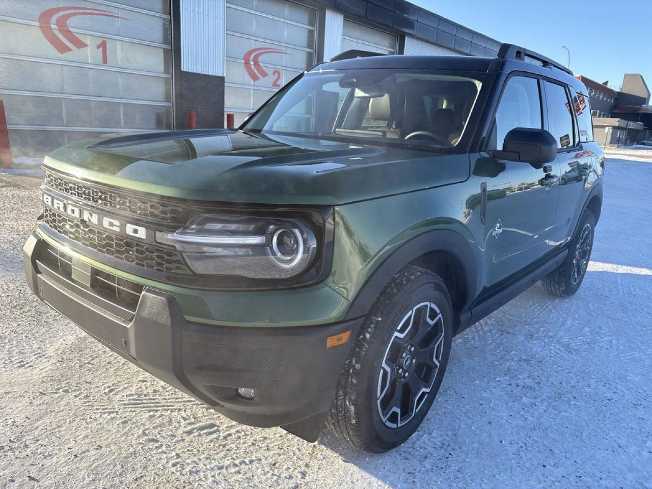 2025 Ford Bronco Sport Outer Banks 300A Photo1