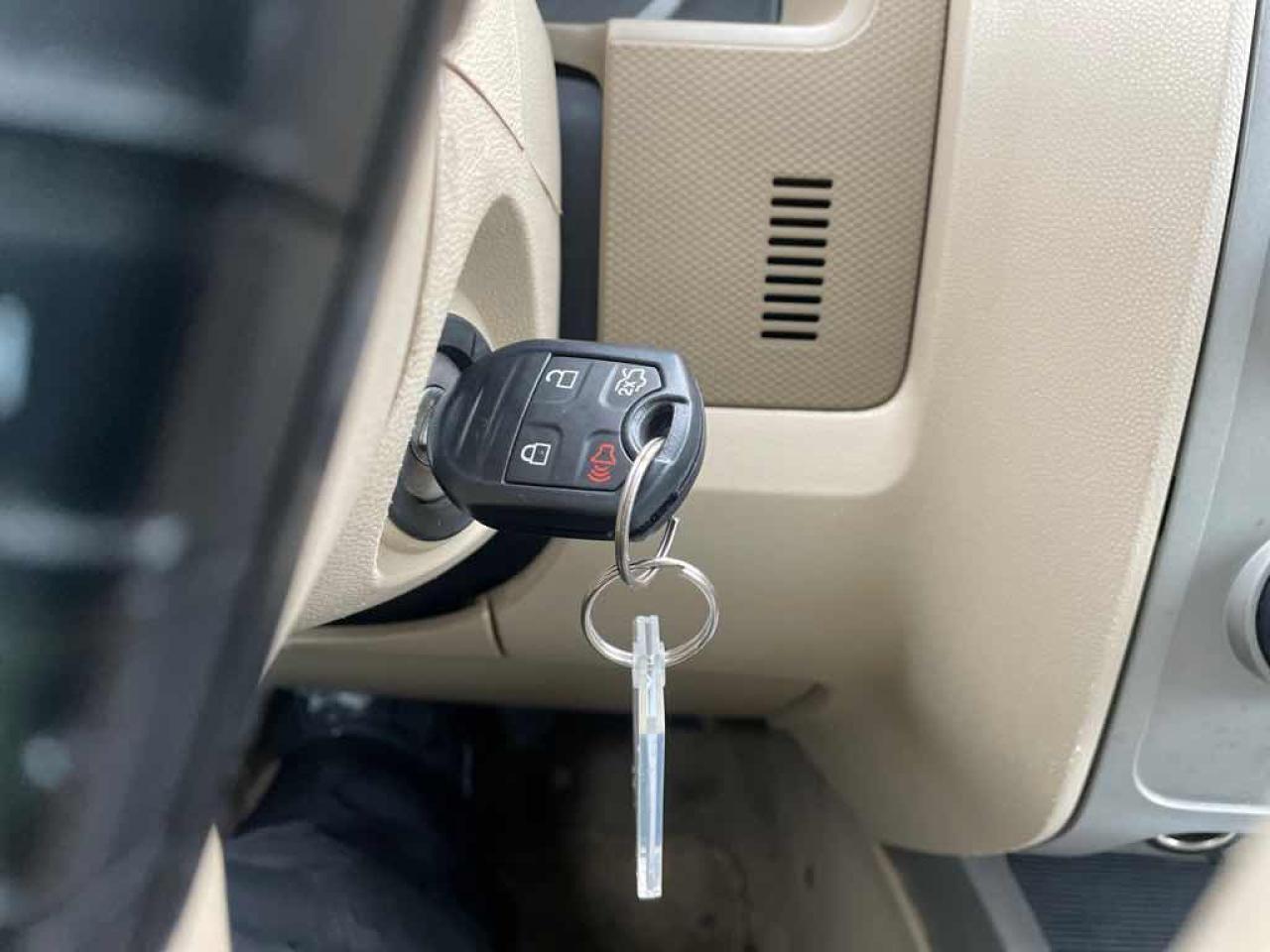 2011 Ford Escape XLT Photo