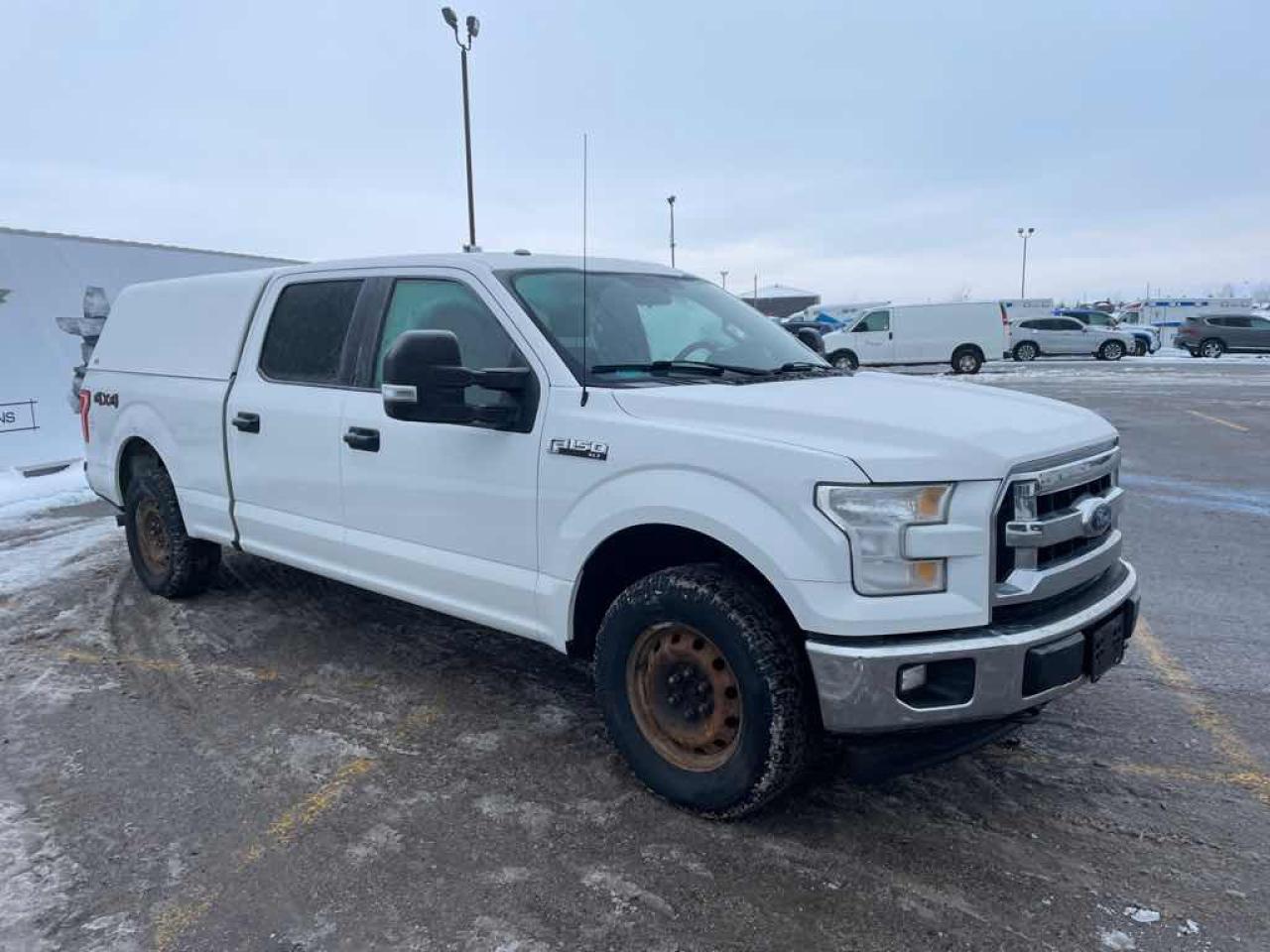 2017 Ford F-150 SUPERCREW Photo2