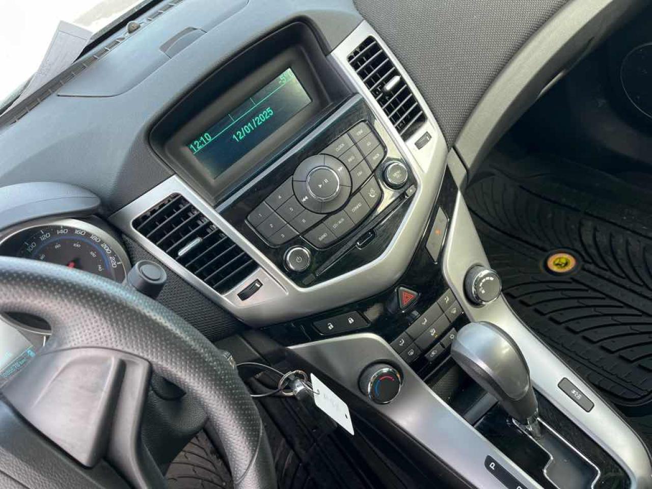 2012 Chevrolet Cruze LT Photo