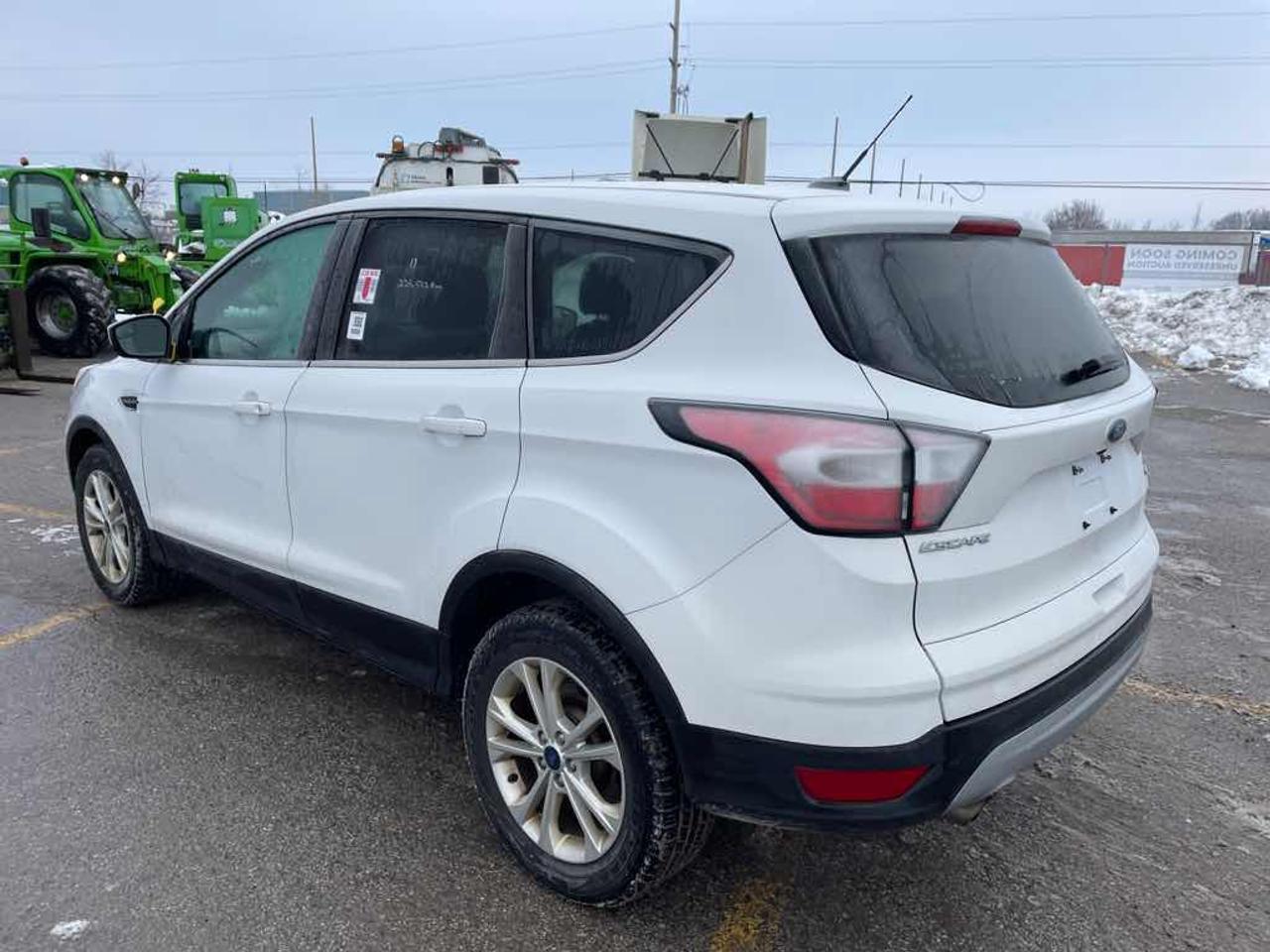2017 Ford Escape SE Photo