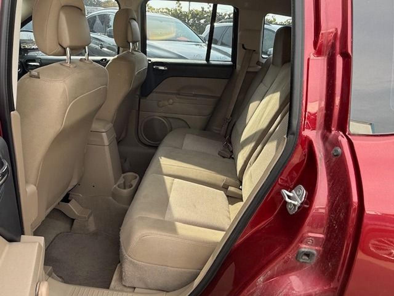 2014 Jeep Compass FWD 4DR - Photo #5