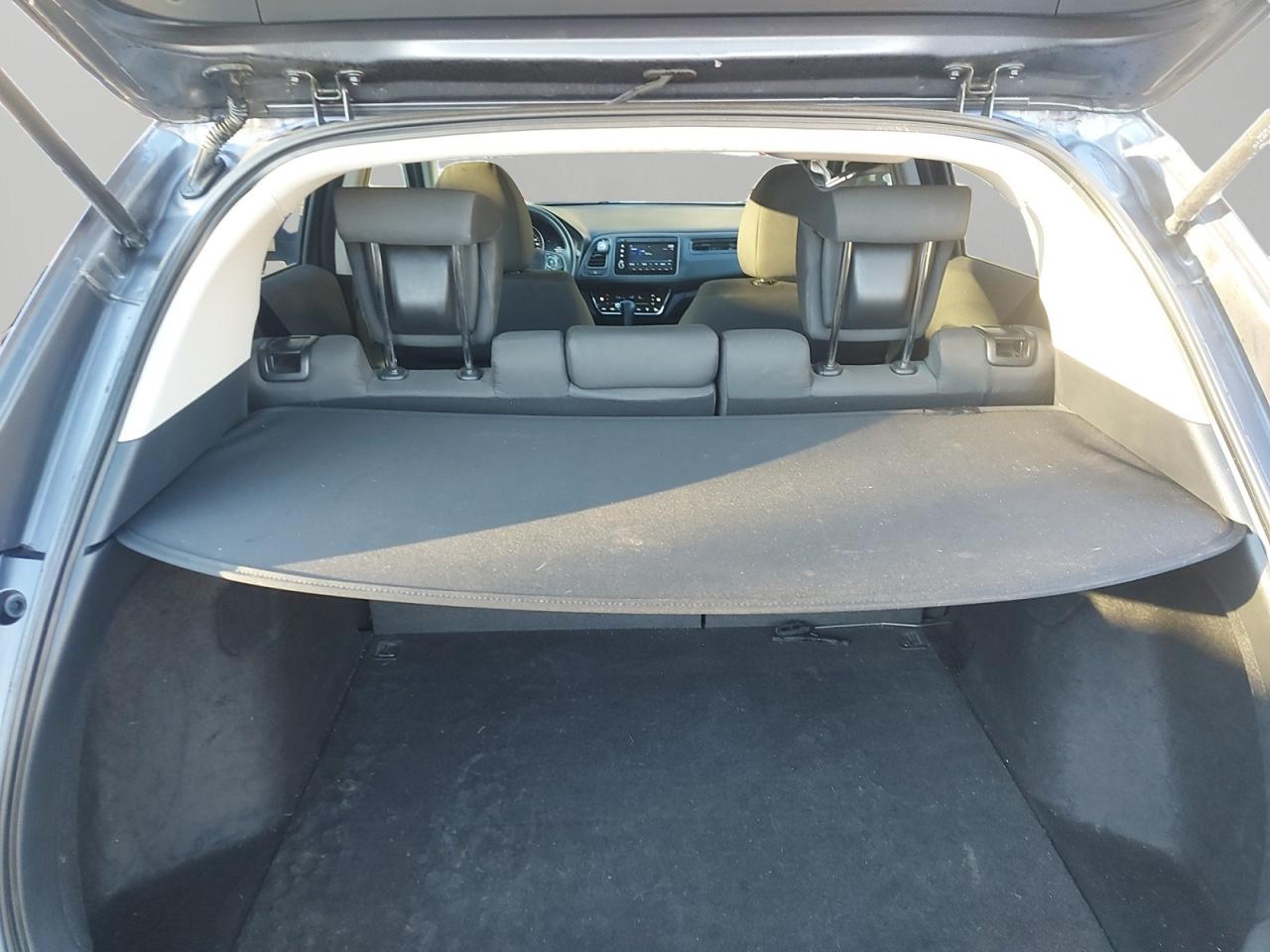 2020 Honda HR-V LX Photo