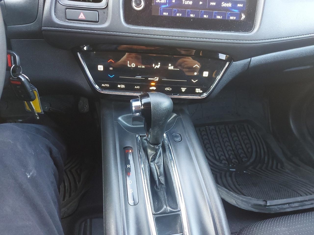 2020 Honda HR-V LX Photo