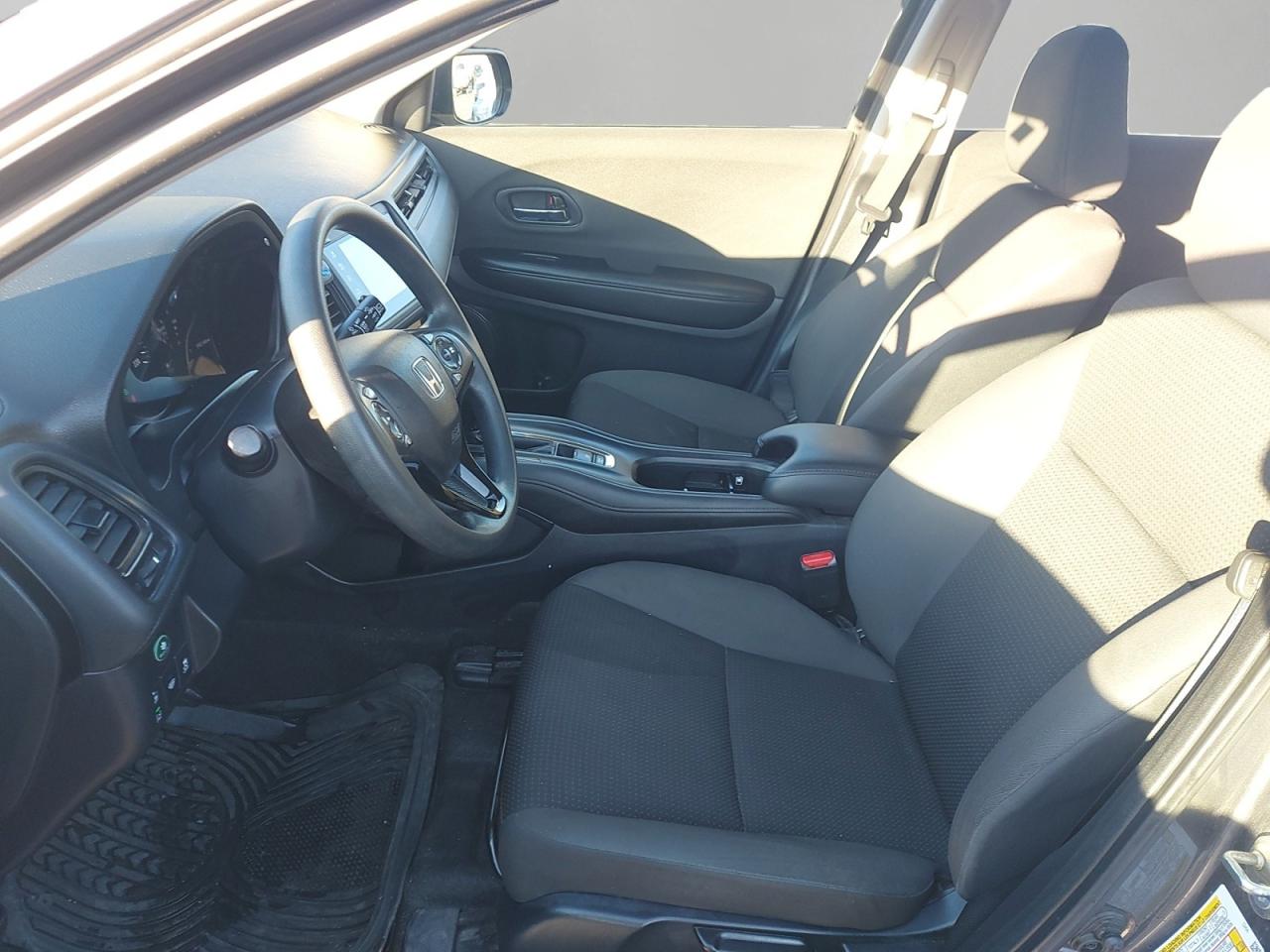 2020 Honda HR-V LX Photo