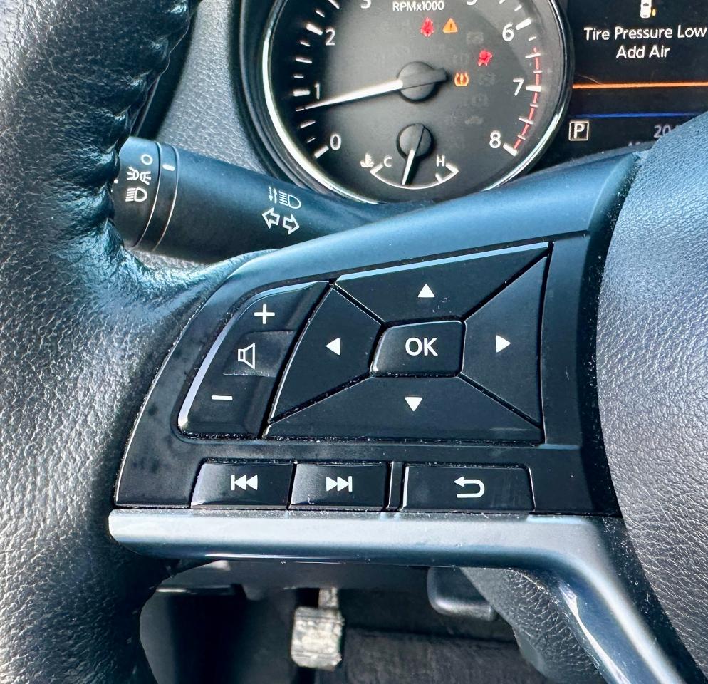 2019 Nissan Rogue S \ CLEAN CARFAX | AWD | LOW KMS | HEATED SEATS | Photo