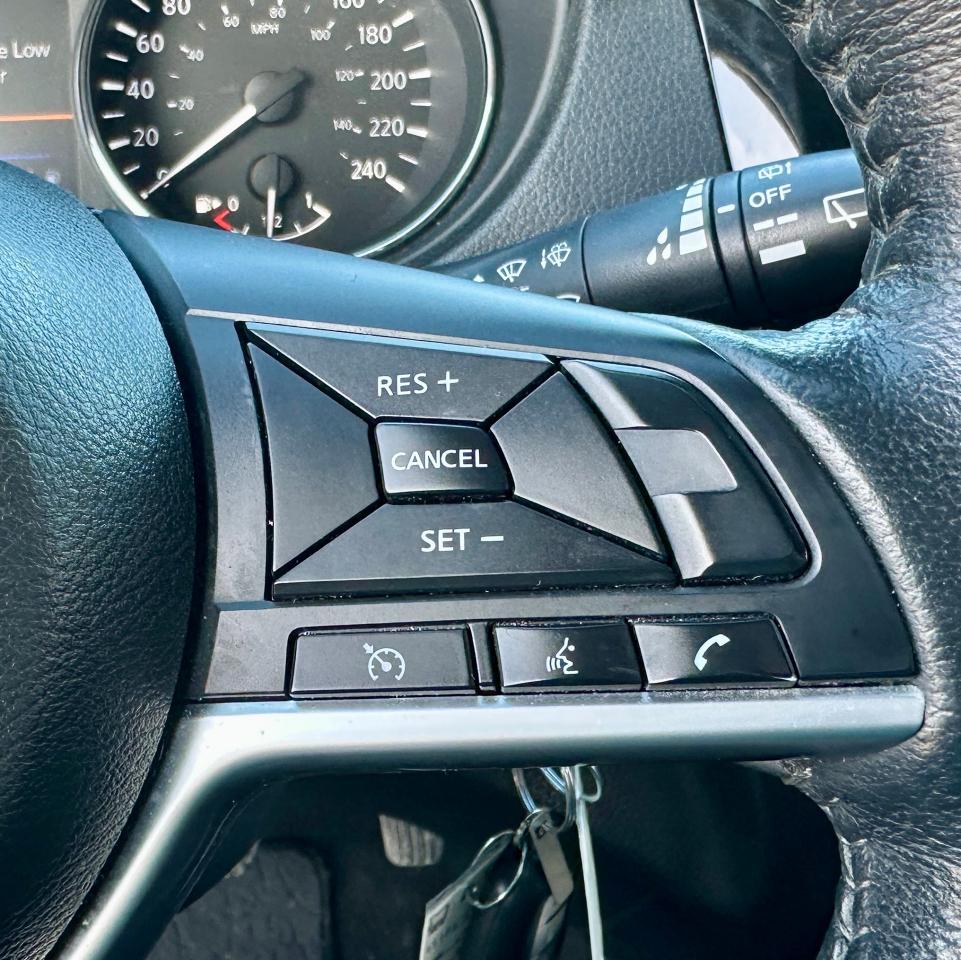 2019 Nissan Rogue S \ CLEAN CARFAX | AWD | LOW KMS | HEATED SEATS | Photo