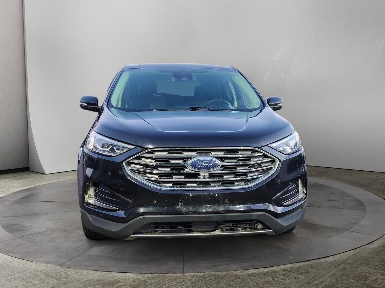 2022 Ford Edge Titanium Photo