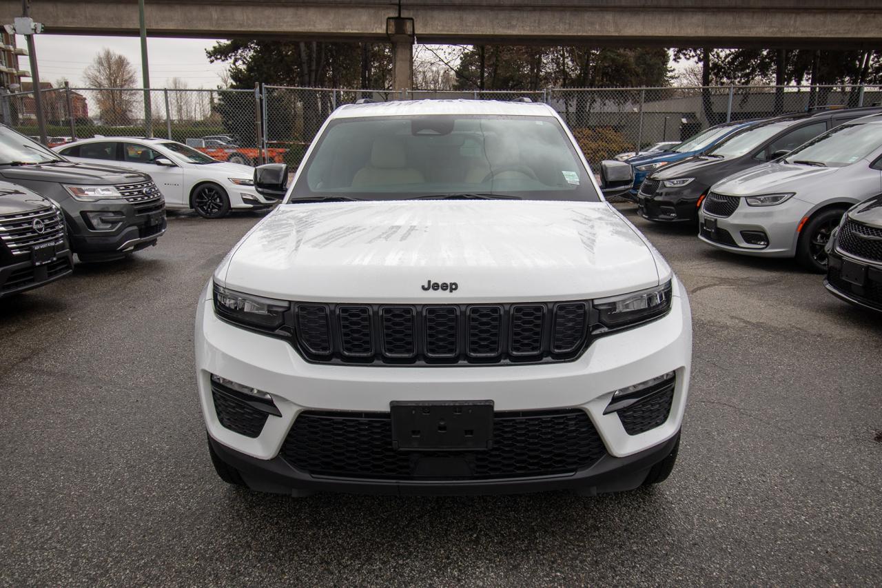 2023 Jeep Grand Cherokee LIMITED 4X4 Photo3