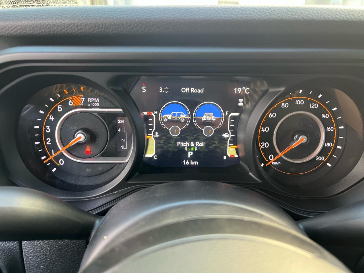 2024 Jeep Wrangler Sport S Photo