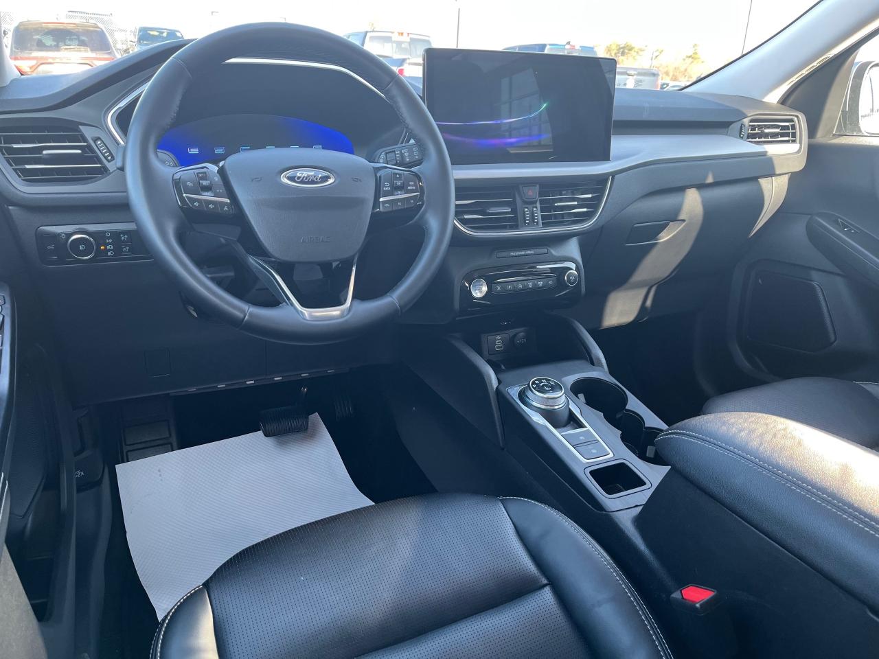 2024 Ford Escape Platinum AWD Photo