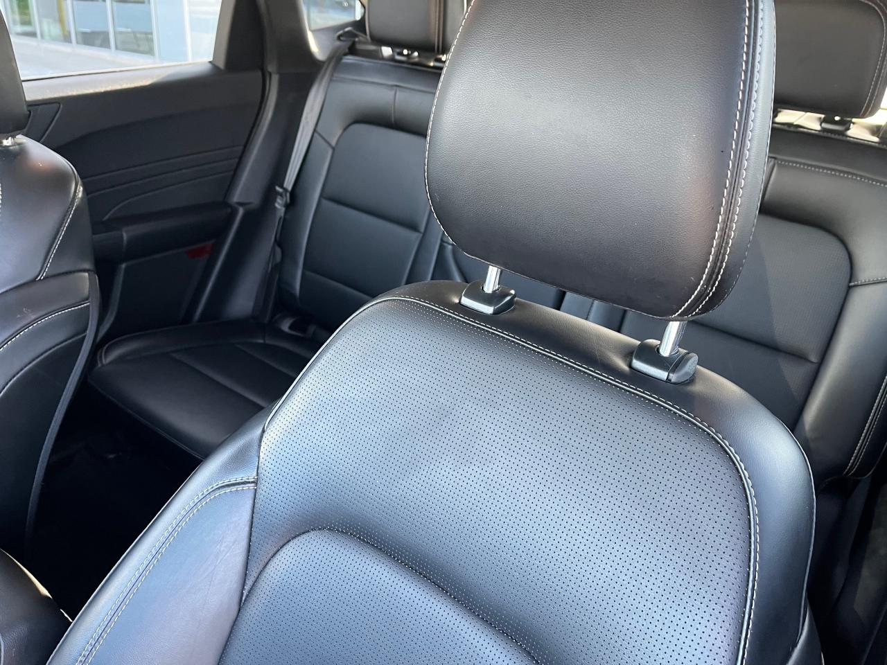 2024 Ford Escape Platinum AWD Photo