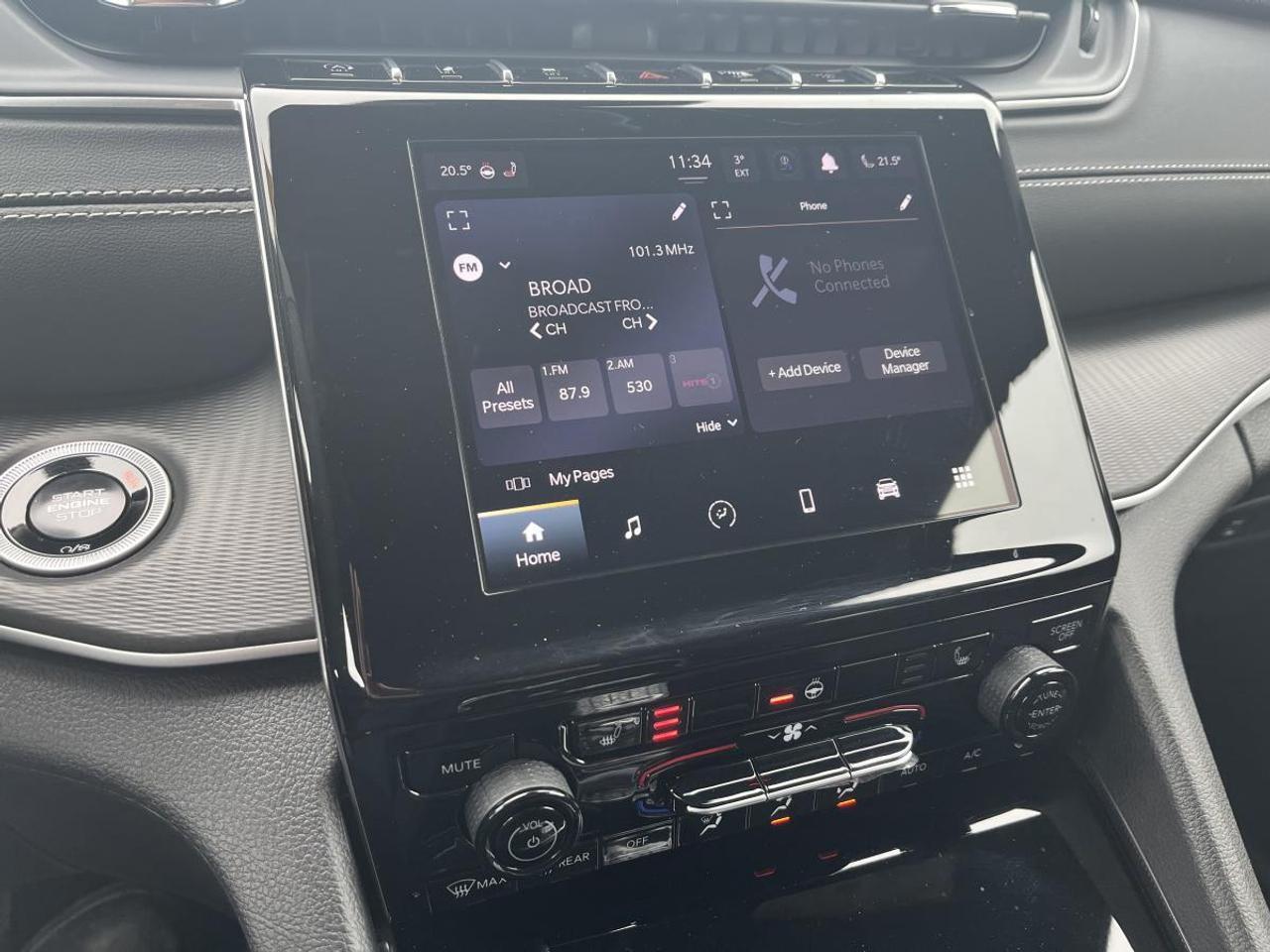 2024 Jeep Grand Cherokee Altitude 4x4 @ 3.99% for 60 mo Photo