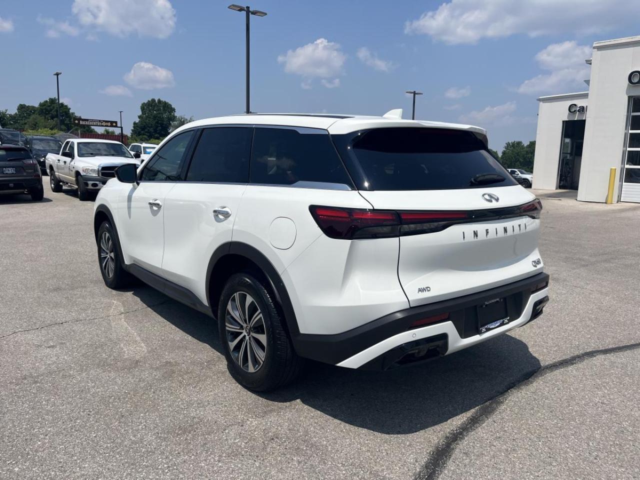 2024 Infiniti QX60 PURE AWD Photo