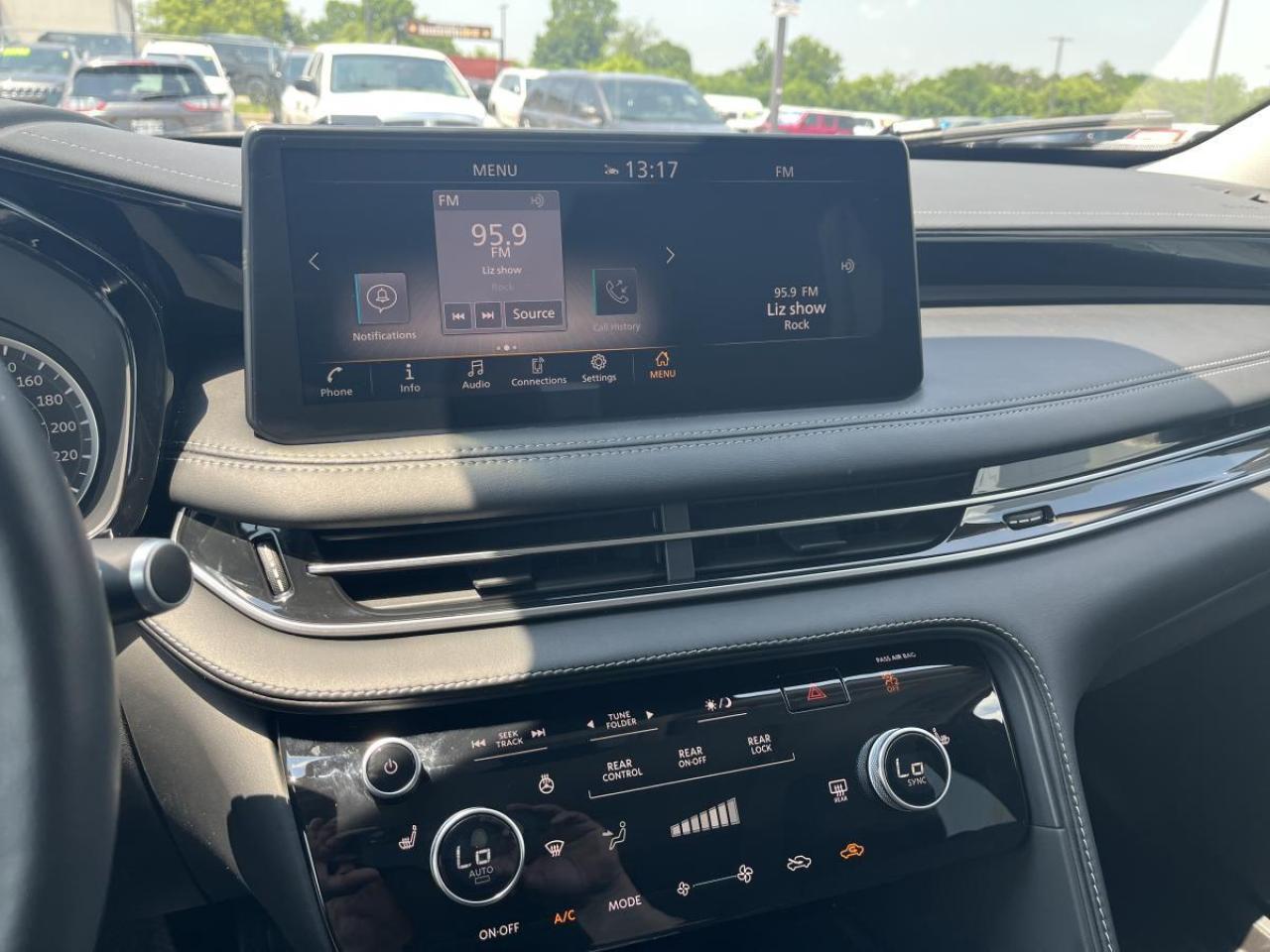 2024 Infiniti QX60 PURE AWD Photo