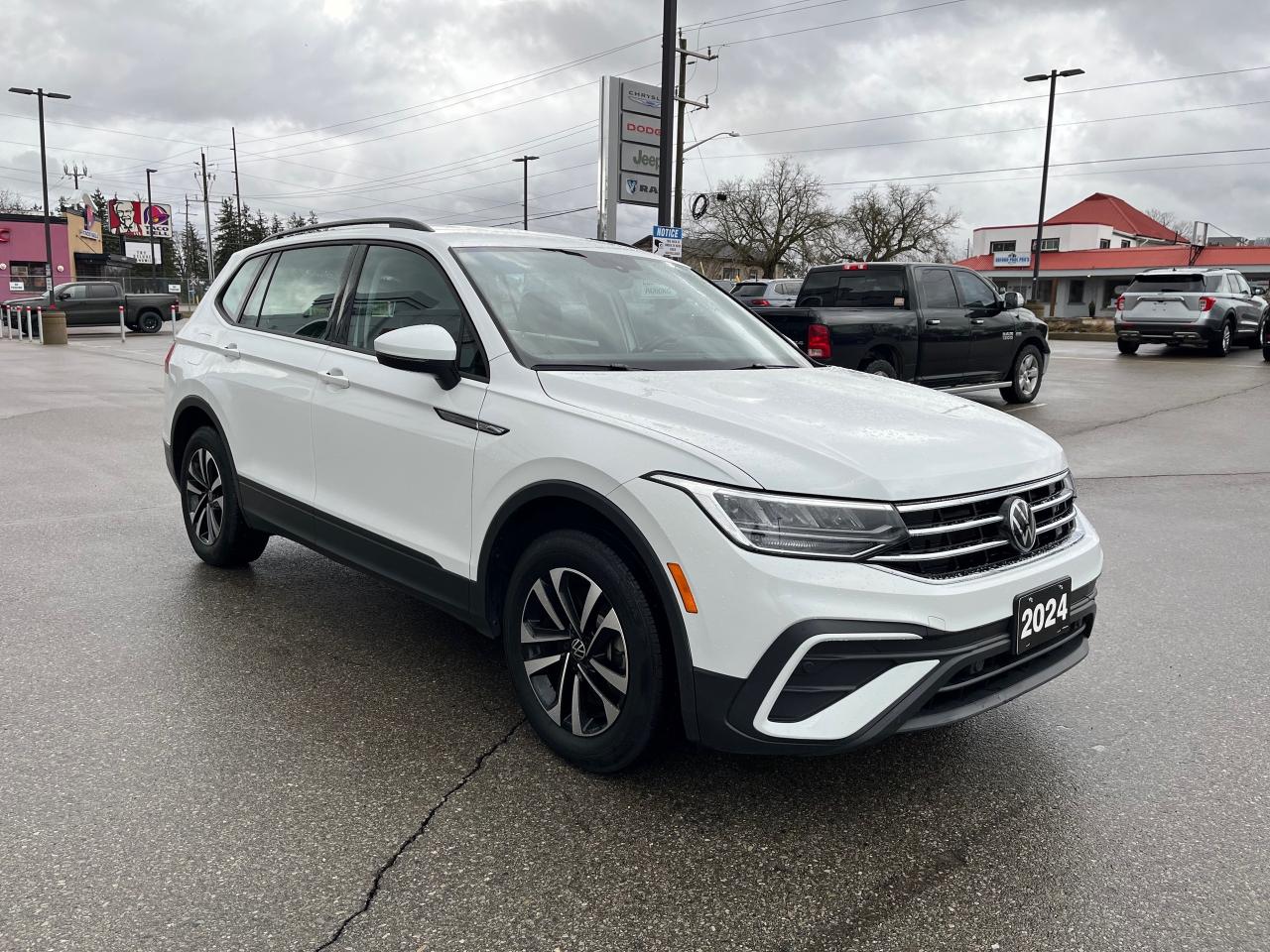 2024 Volkswagen Tiguan Trendline 4Motion Photo