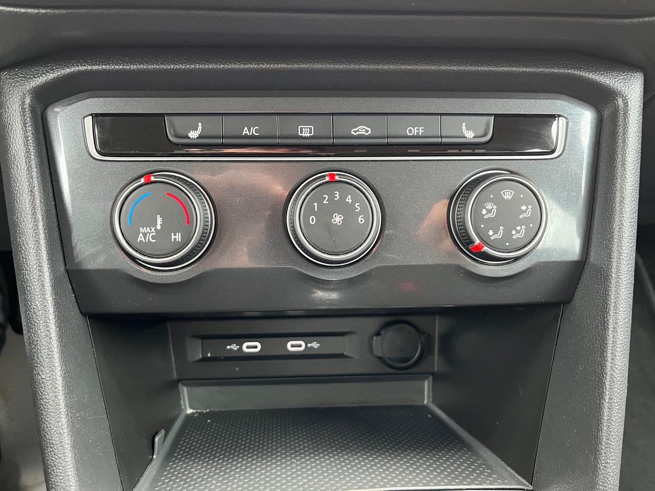 2024 Volkswagen Tiguan Trendline 4MOTION @ 3.99% for 60 mo Photo